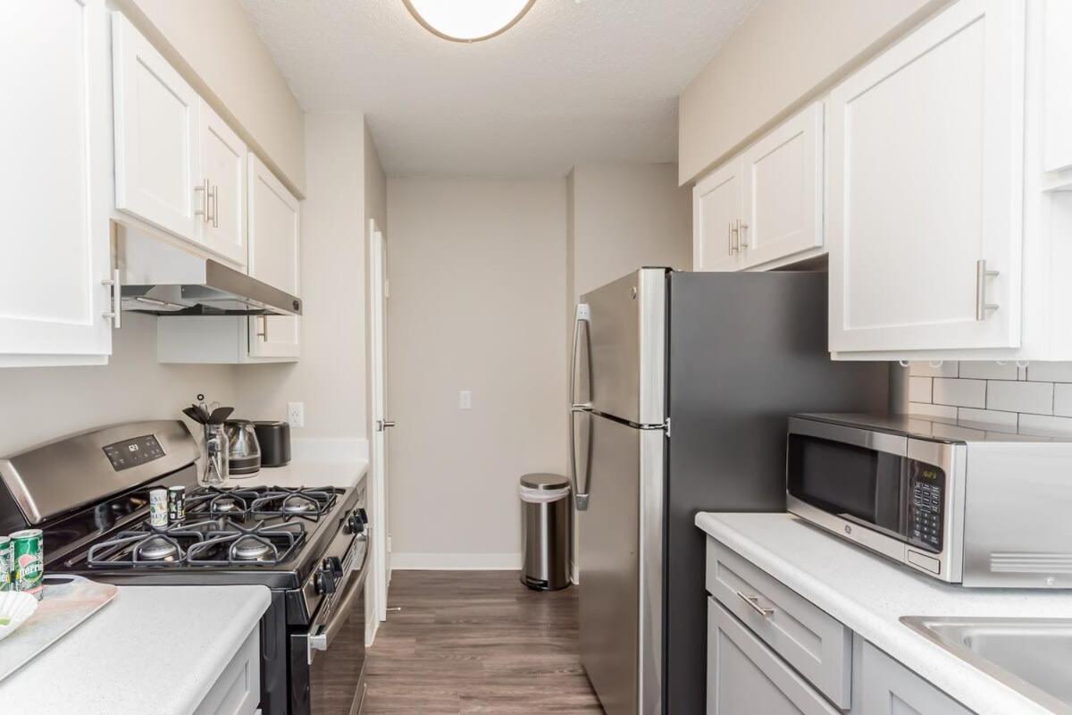 Bargain Memphis Apartment W Hdtv & Wifi Exterior photo